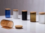 Staklena okrugla teglica 65x100mm, sa drvenim poklopcem sa sigurnosnom gumicom Staklena okrugla teglica 65x100mm, sa drvenim poklopcem sa sigurnosnom gumicom-grupa_slika