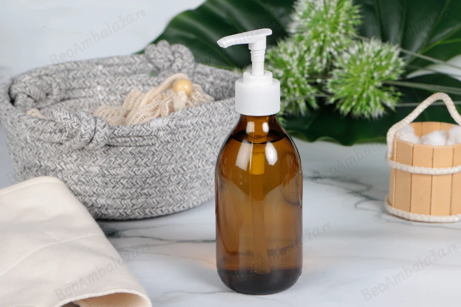 Farmaceutska staklena braon flašica 250ml sa belom pumpicom-grupa_slika