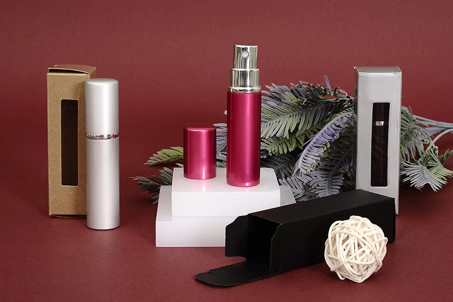 Staklena flašica 5mL sa sprejom za parfem, u aluminijumskoj tubici - 5 kom Staklena flašica 5mL sa sprejom za parfem, u aluminijumskoj tubici - 5 kom-grupa_slika