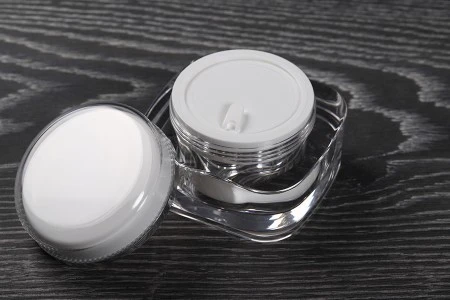 Providna akrilna kutijica za kreme od 50mL sa međupoklopcem i zatvaračem-5