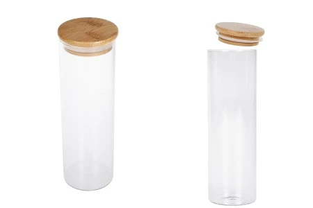 Staklena okrugla teglica 550mL, sa drvenim poklopcem i gumicom-2