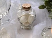 Staklena teglica u obliku srca 75mL, sa plutanim čepom Staklena teglica u obliku srca 75mL, sa plutanim čepom