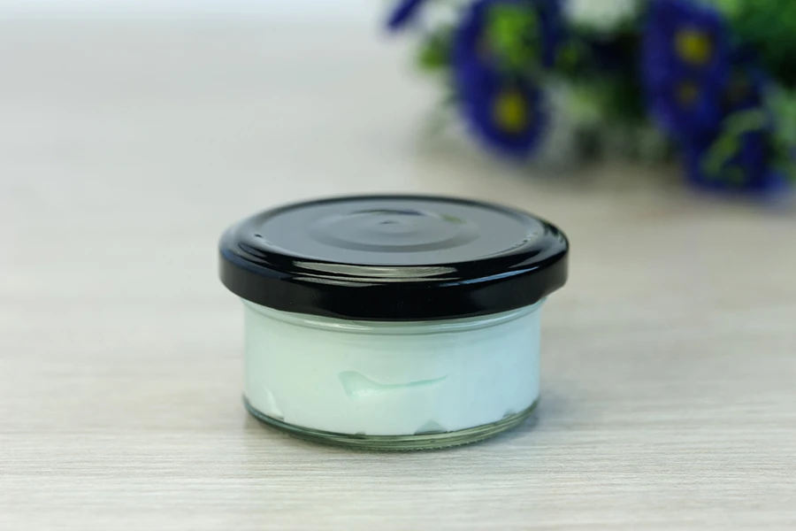 Staklena teglica 70mL (za T.O 66 zatvarač) - bez zatvarača Staklena teglica 70mL (za T.O 66 zatvarač) - bez zatvarača
