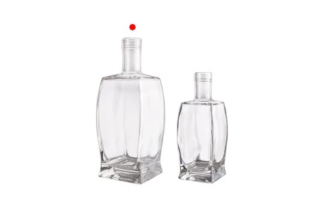 Lepa staklena četvrtasta flaša 500mL, F19-8