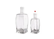 Lepa staklena flašica 200mL