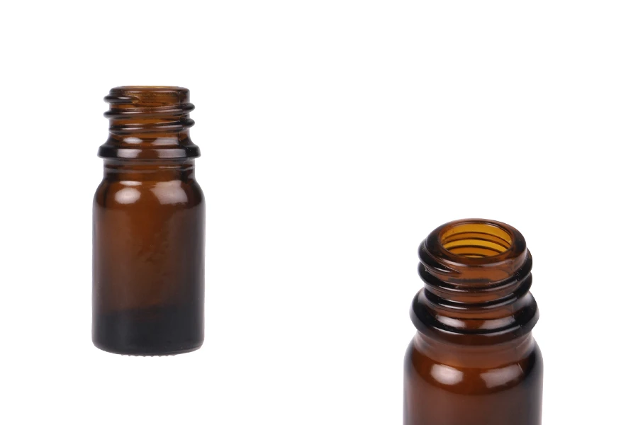 Staklena bočica 5mL za etarska ulja u braon boji, sa grlom PP18 Staklena bočica 5mL za etarska ulja u braon boji, sa grlom PP18-slika_proizvoda