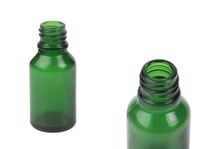 Zelena staklena bočica za etarska ulja 15mL, sa grlom PP18 - bez zatvarača-1