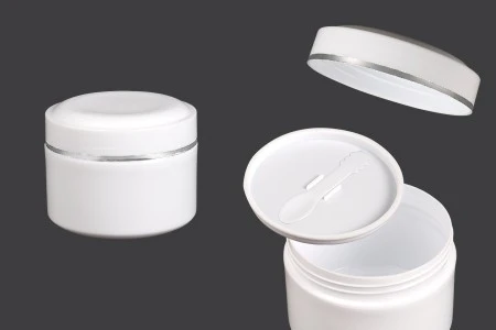 Plastična (PP) bela kutija 250mL sa zatvaračem, spatulom i plastičnim međupoklopcem - 12 kom-1