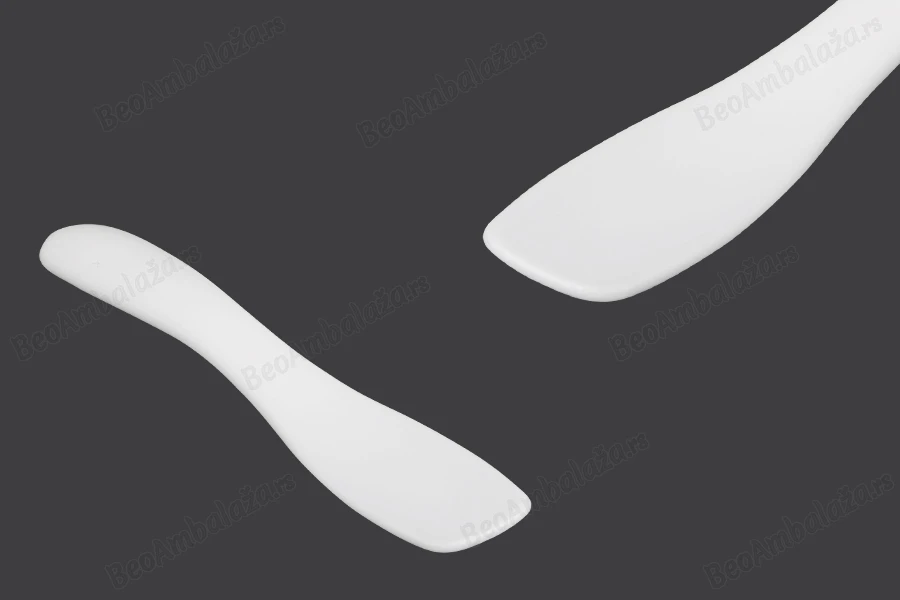 Plastična bela PE spatula 61x13mm za kreme - 24 kom-slika_proizvoda