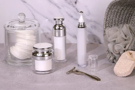 Luksuzna airless akrilna bočica 30mL za kreme sa pumpicom i zaštitnim zatvaračem-5