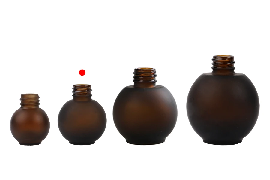 Peskirana okrugla braon staklena bočica 20mL, PP18 - bez zatvarača Peskirana okrugla braon staklena bočica 20mL, PP18 - bez zatvarača