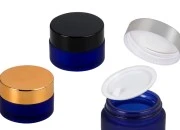 Teglica od plavog peskiranog stakla sa međupoklopcem i plastičnim zatvaračem 20mL Teglica od plavog peskiranog stakla sa međupoklopcem i plastičnim zatvaračem 20mL