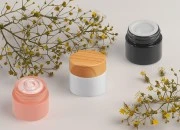 Staklena teglica 10mL za kreme u različitim bojama - bez zatvarača Staklena teglica 10mL za kreme u različitim bojama - bez zatvarača