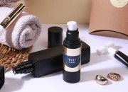 Luksuzna Airless akrilna bočica 30mL sa aluminijumskom oblogom, pumpicom za kreme i zatvaračem
