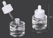 Staklena bočica 30 mL sa pipetom i drenažnim elementom Staklena bočica 30 mL sa pipetom i drenažnim elementom