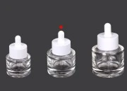 Staklena bočica 30 mL sa pipetom i drenažnim elementom Staklena bočica 30 mL sa pipetom i drenažnim elementom