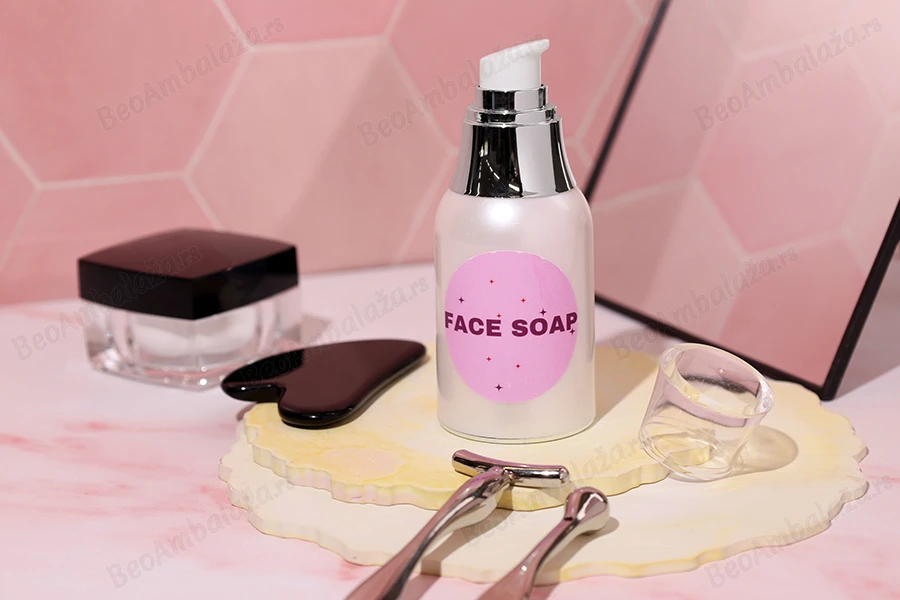 Airless bočica 50mL za kreme sa pumpicom i providnim zatvaračem-grupa_slika