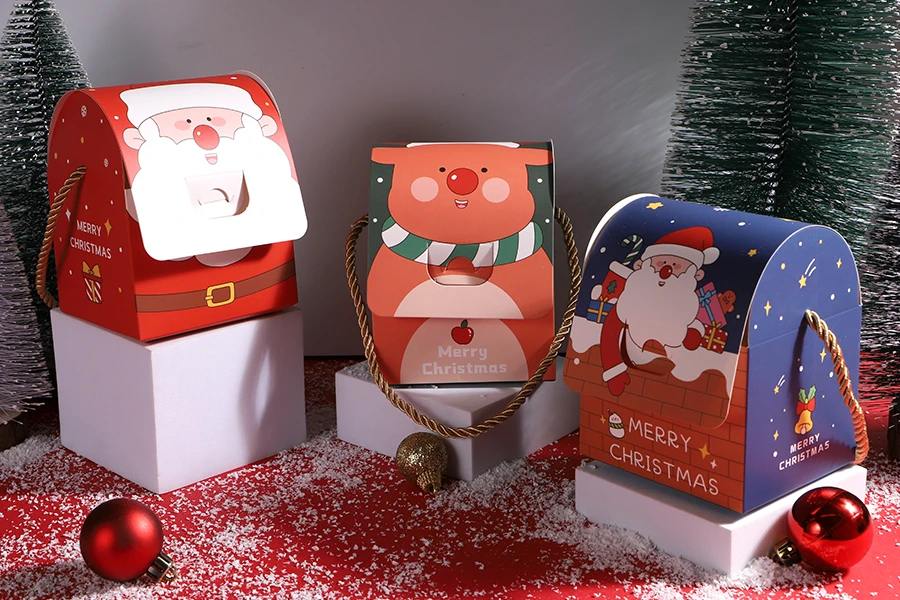 Božićna poklon kutijica sa ručkom 100x90x125 mm - 25 kom-grupa_slika