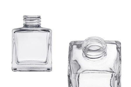 Četvrtasta staklena bočica 100 mL (PP 28), pogodna za osveživače prostora-1