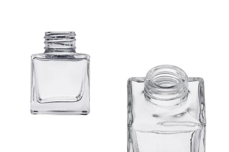 Četvrtasta staklena bočica 50 mL (PP 28), pogodna za osveživače prostora-1
