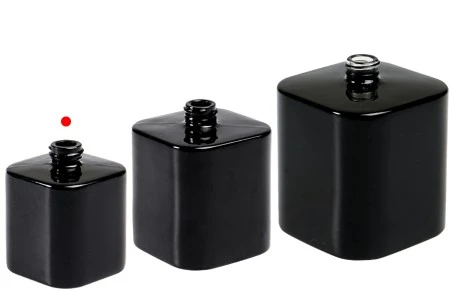 Staklena luksuzna bočica za parfeme 30 ml (15/400) u crnoj ili beloj boji-7