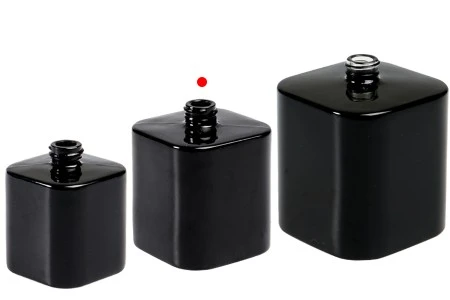 Staklena luksuzna bočica za parfeme 50 ml (15/400) u crnoj ili beloj boji-7