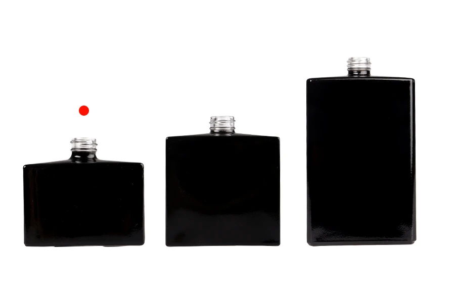 Staklena pravougaona parfemska bočica 30mL (15/400) crne ili bele boje