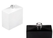 Staklena pravougaona parfemska bočica 50mL (15/400) crne ili bele boje Staklena pravougaona parfemska bočica 50mL (15/400) crne ili bele boje