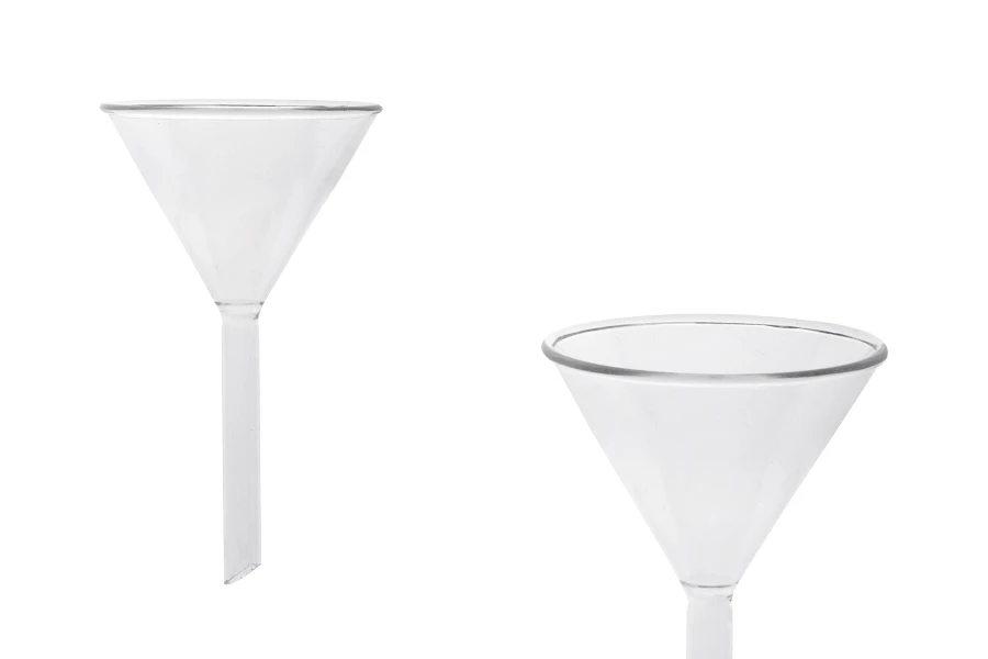 Stakleni levak prečnika 40 mm (prečnik cevčice 8 mm) Stakleni levak prečnika 40 mm (prečnik cevčice 8 mm)