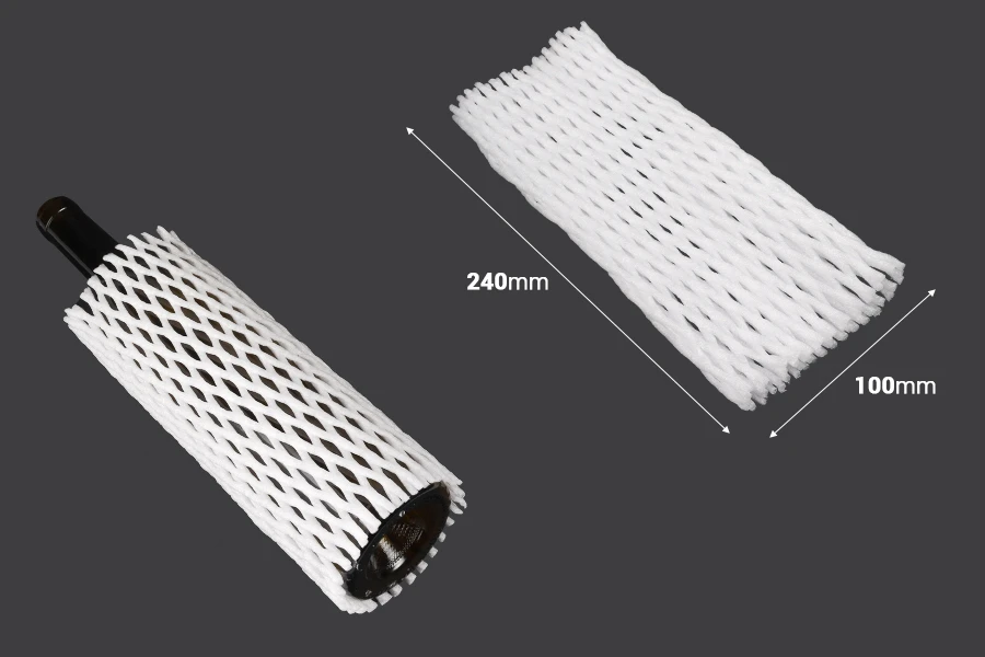 Zaštitna obloga od penastog materijala (mreža) 240x100 mm za flaše - 150 kom Zaštitna obloga od penastog materijala (mreža) 240x100 mm za flaše - 150 kom
