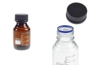 Graduisana staklena boca od 250 ml sa crnim plastičnim poklopcem Graduisana staklena boca od 250 ml sa crnim plastičnim poklopcem