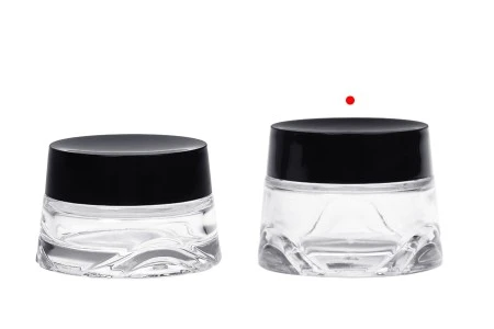 Staklena teglica 50 ml providna za kremu sa crnim zatvaračem i plastičnim međupoklopcem-3