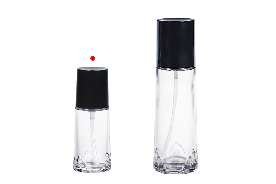 Staklena bočica 40 ml providna sa crnom pumpicom za kremu i poklopcem Staklena bočica 40 ml providna sa crnom pumpicom za kremu i poklopcem