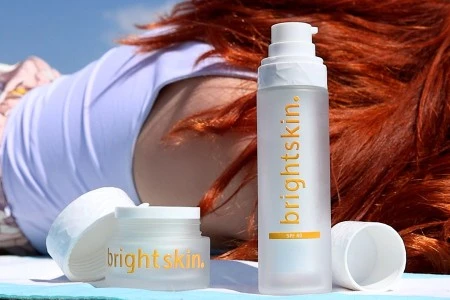 Dopunjiva staklena teglica od 30 mL za kreme, sa akrilnim zatvaračem i plastičnim međupoklopcem-3