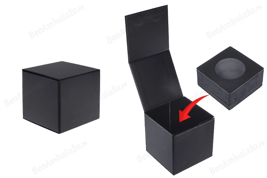 Luksuzna crna kutija 110x110x110mm sa magnetnim zatvaranjem i spoljašnjom plastičnom futrolom (za teglice 17-665)-slika_proizvoda