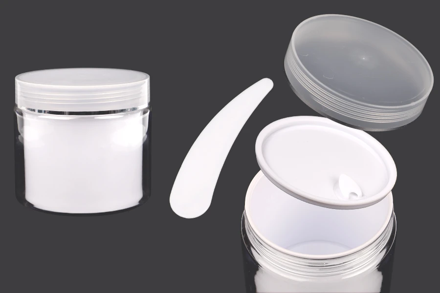Plastična kutijica sa duplim dnom 500 mL za kremu, sa zatvaračem, plastičnim međupoklopcem i spatulom - 6 kom Plastična kutijica sa duplim dnom 500 mL za kremu, sa zatvaračem, plastičnim međupoklopcem i spatulom - 6 kom