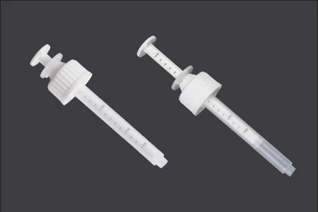 Plastični dozator za bočice PP18 od 20 mL-1