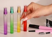 Staklena ombre flašica za parfeme 10mL sa aluminijumskim sprejom u više boja i zatvaračem - 6 kom-grupa_slika