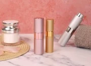Staklena bočica 15mL sa sprejom za parfem u aluminijumskoj futroli, više boja Staklena bočica 15mL sa sprejom za parfem u aluminijumskoj futroli, više boja