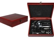 Set pribora za vino u drvenoj kutiji (9 komada)