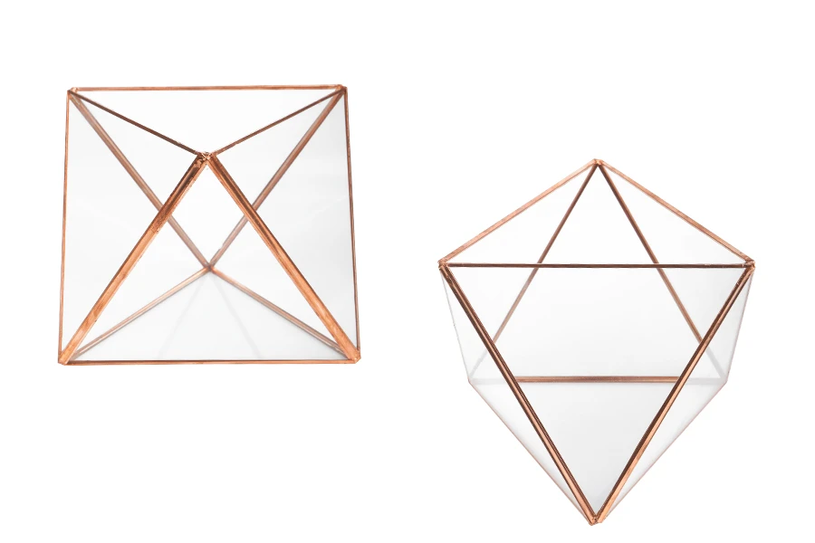 Stakleni ukrasni svećnjak-slika_proizvoda