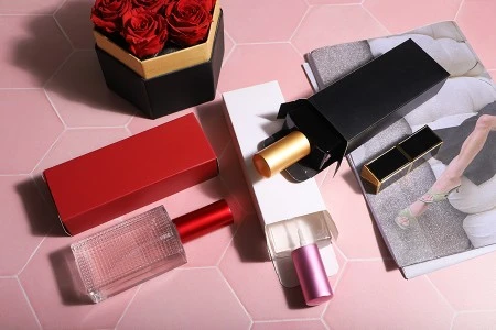 Staklena bočica za parfeme 50mL pravougaona u crnoj ili beloj boji (18/415)-5