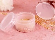 Plastična poluprozirna kutijica 210mL za kremu sa zatvaračem i međupoklopcem - 10kom