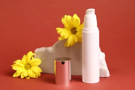 Airless bela bočica 50mL za kreme sa srebrnim zatvaračem-5