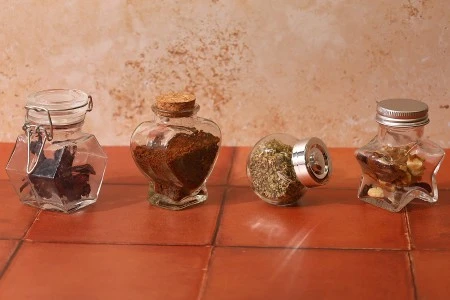 Staklena višeugaona teglica 100mL, sa hermetičkim zatvaranjem (žicom i gumicom na poklopcu)-6