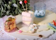 Plastična okrugla posudica za slatkiše 80mL sa poklopcem - 24 kom Plastična okrugla posudica za slatkiše 80mL sa poklopcem - 24 kom