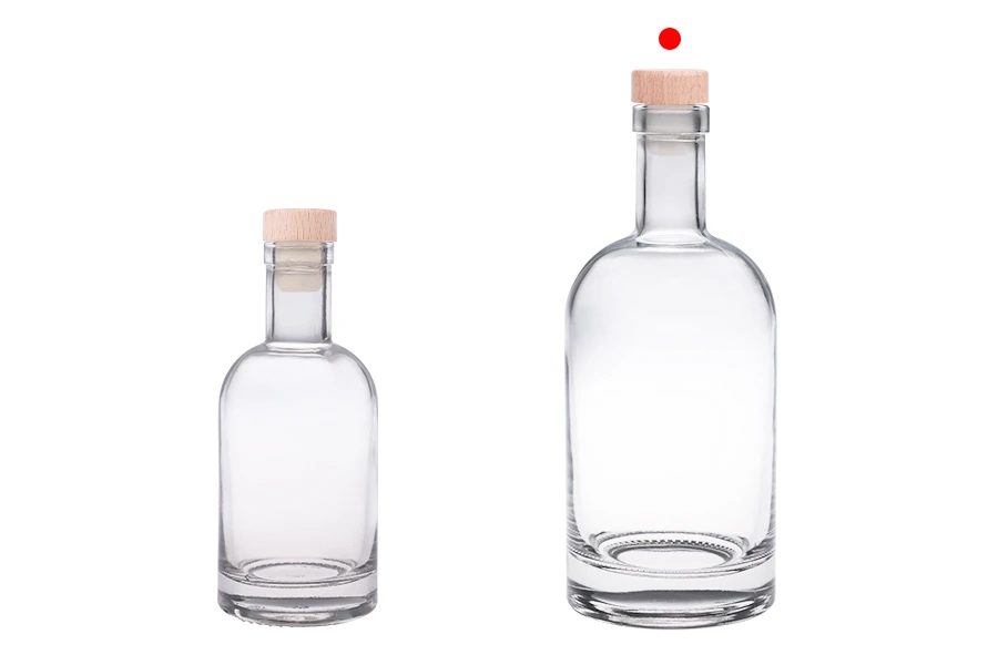 Staklena okrugla flašica od 500mL sa silikonskim čepom sa drvenom glavom