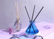 Staklena plava ukrasna bočica 200 ml za osveživač prostora-grupa_slika