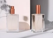 Staklena pravougaona bočica za parfem 100 mL (18/415)