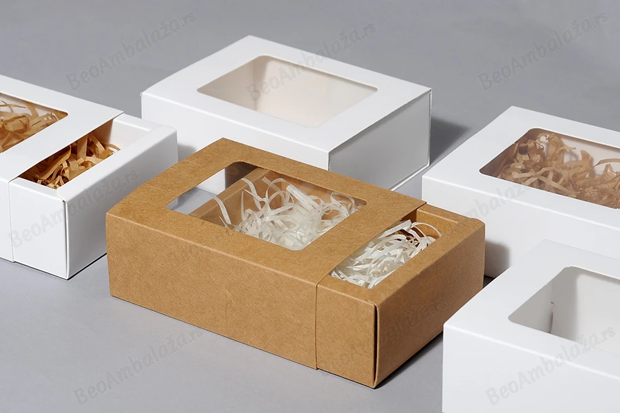 Kartonska kutija za pakovanje 140x110x52 mm na izvlačenje sa prozorom - 12 kom-grupa_slika